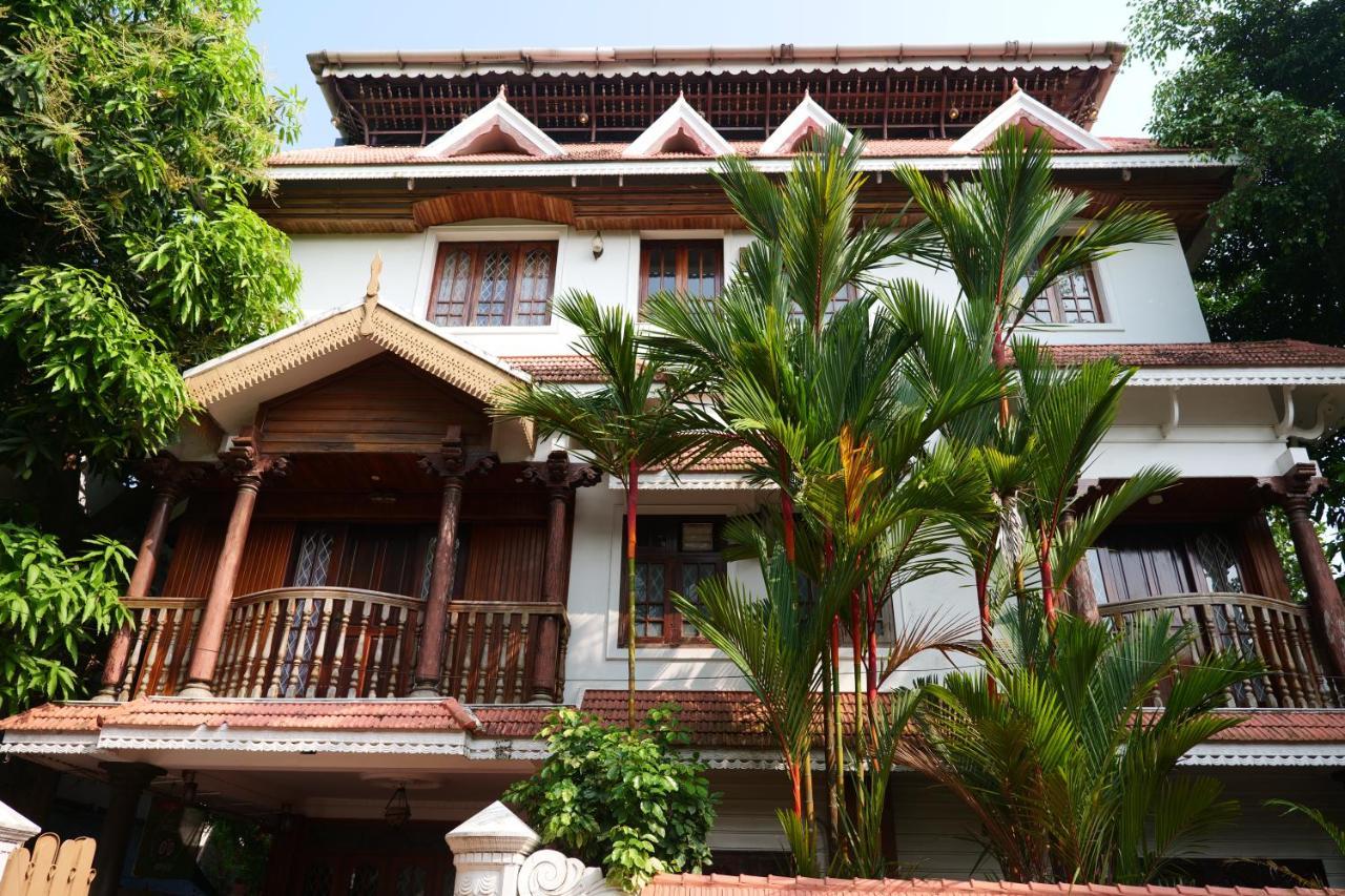 Hotel White Rose Kochi Extérieur photo