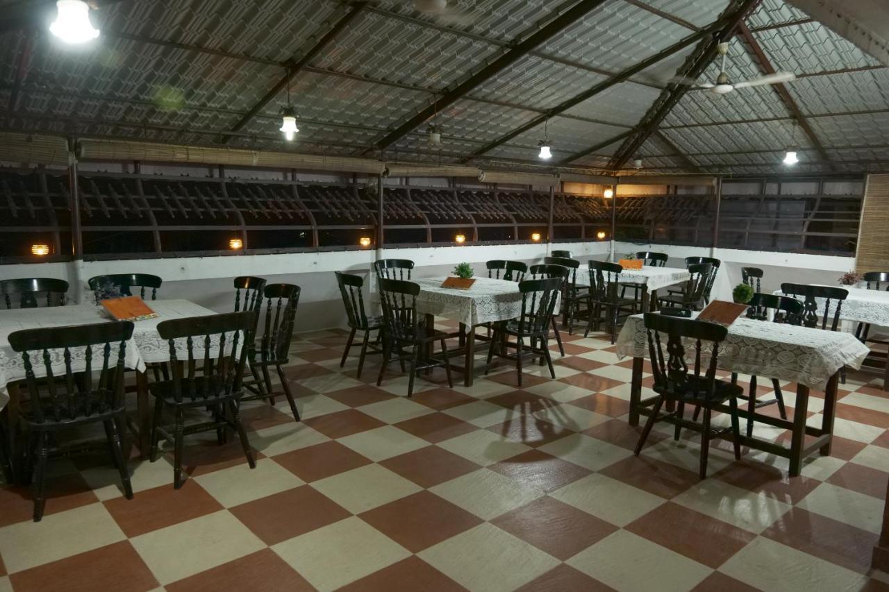 Hotel White Rose Kochi Extérieur photo