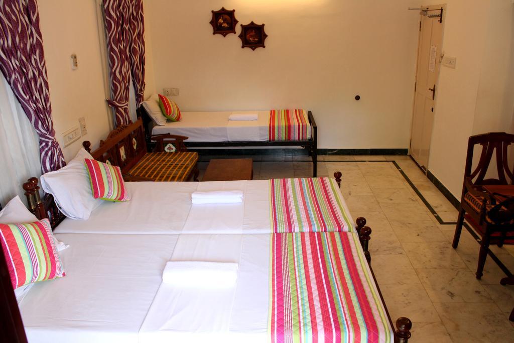 Hotel White Rose Kochi Extérieur photo