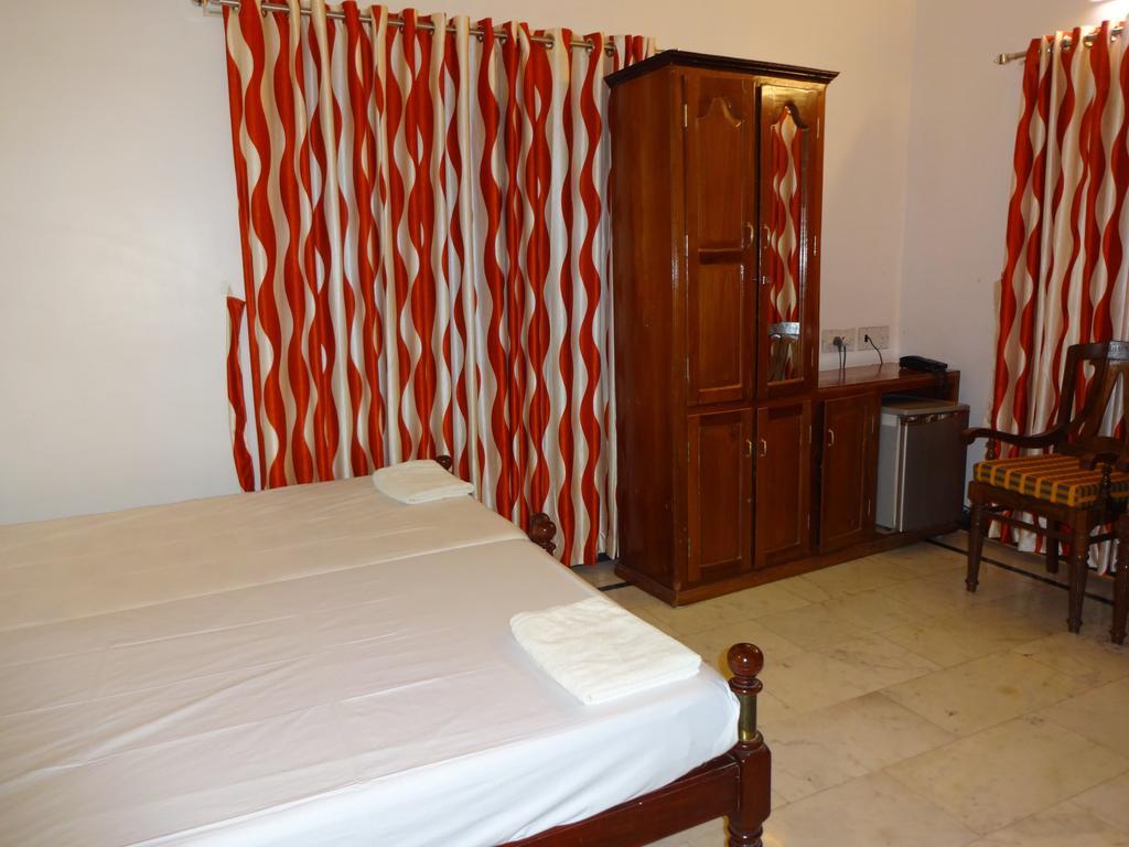Hotel White Rose Kochi Chambre photo