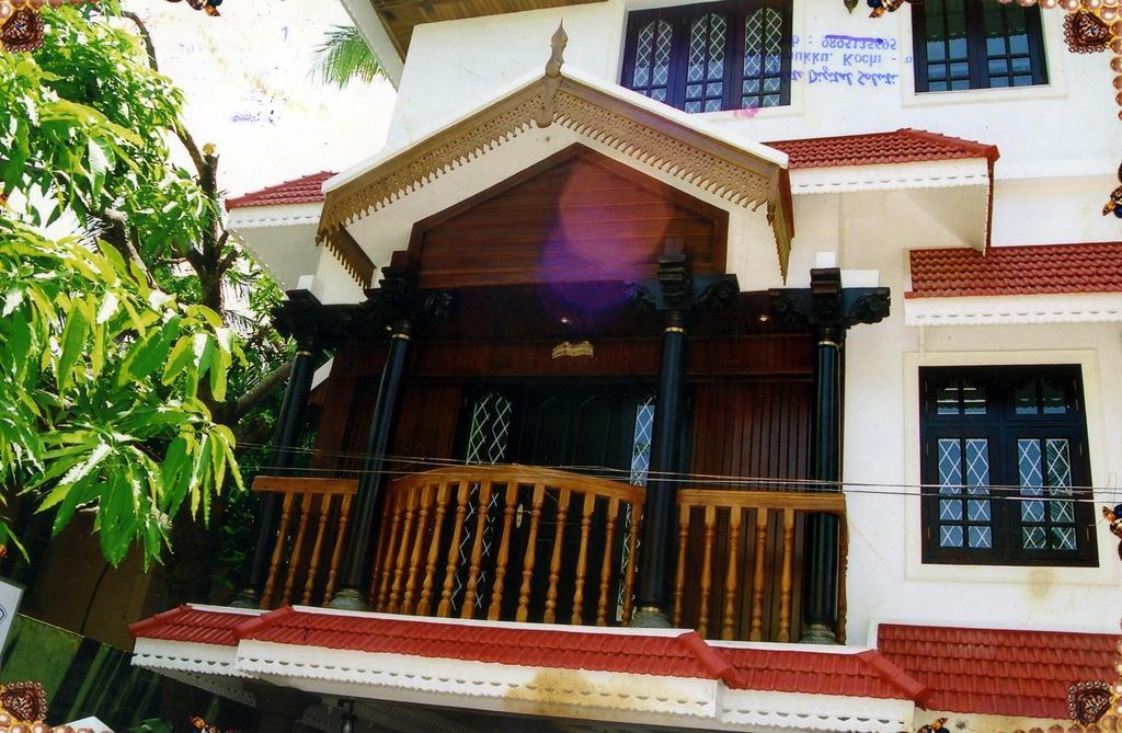 Hotel White Rose Kochi Extérieur photo
