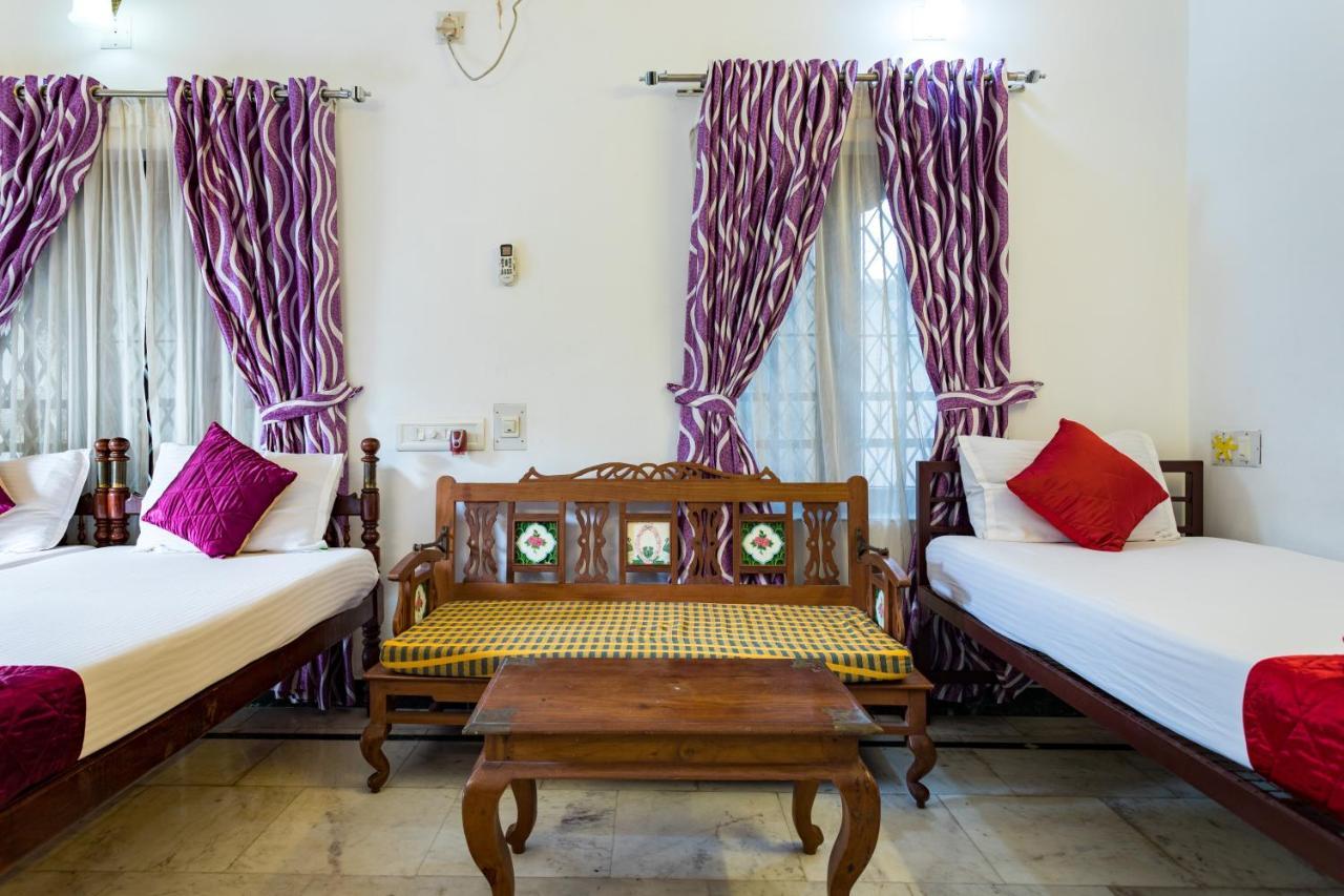 Hotel White Rose Kochi Extérieur photo
